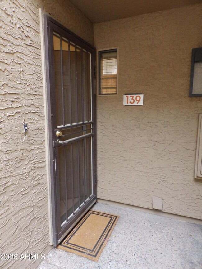 Building Photo - 7950 E Starlight Way