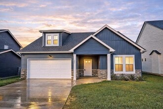 Building Photo - 290 Elwell Rd