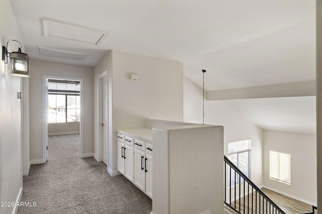 Building Photo - 1883 W Falcon Dr