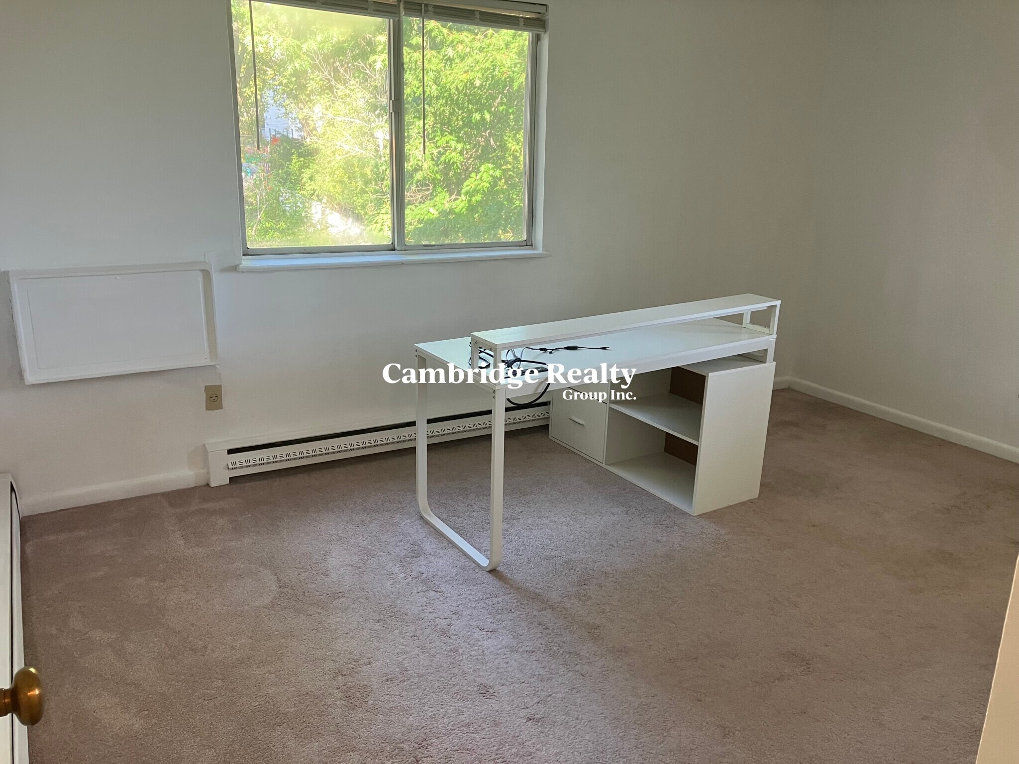 Building Photo - 42 Belmont St