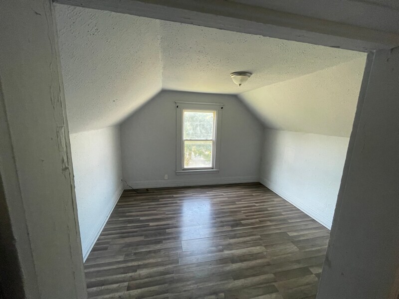 Building Photo - 1634 Milburn Ave