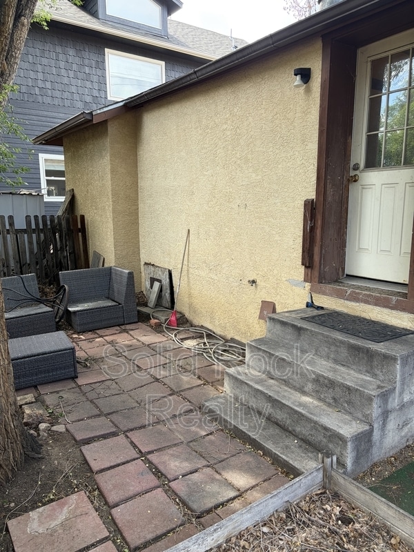 Building Photo - 511 E Cache La Poudre St