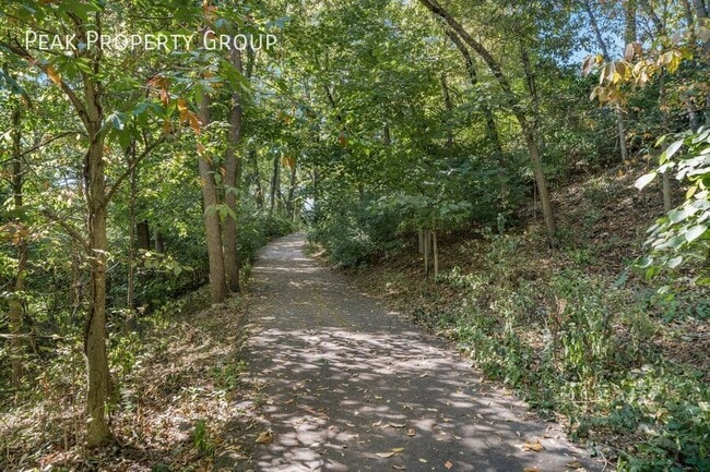 Building Photo - 7950 Harmill Dr