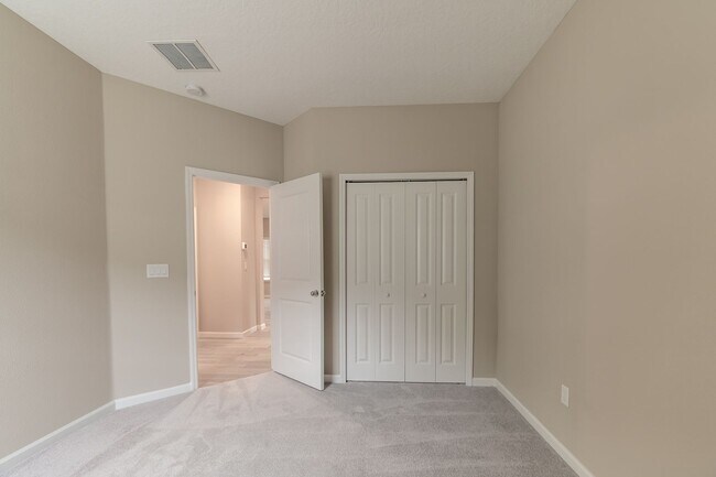 Building Photo - 6343 Morning Blf Dr