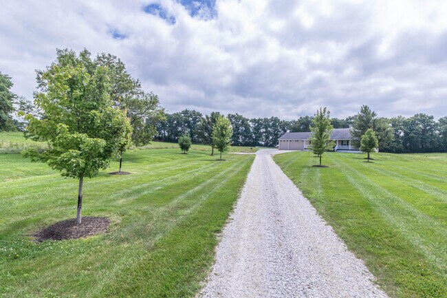 Building Photo - 7700 N Ballew Rd