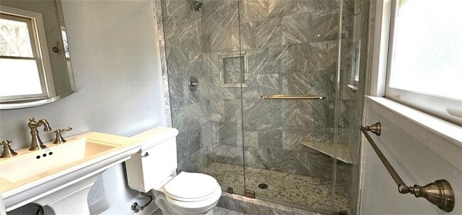 Building Photo - 2633 Mural Dr