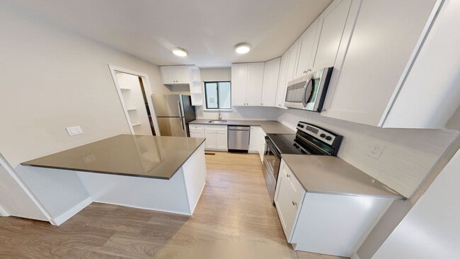 Building Photo - 1105 11th St