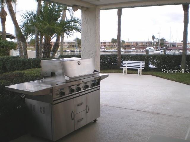 Building Photo - 4939 Floramar Terrace