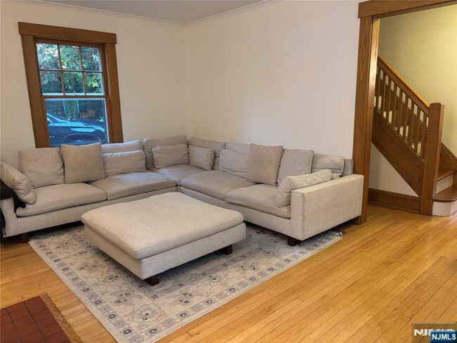 Building Photo - 506 Morningside Rd