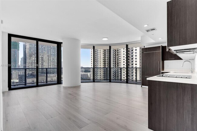 Building Photo - 45 SW 9th St