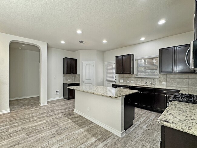 Building Photo - 14850 Horned Lark