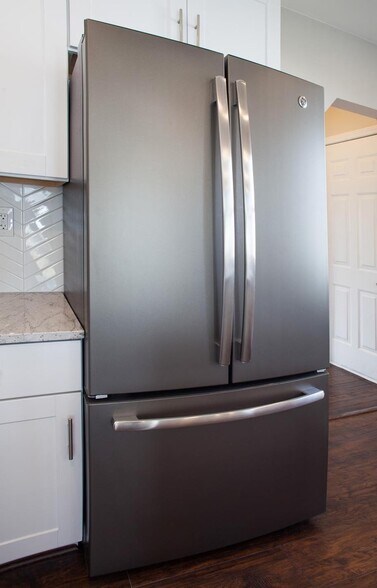 Kitchen - 2223 Coy St