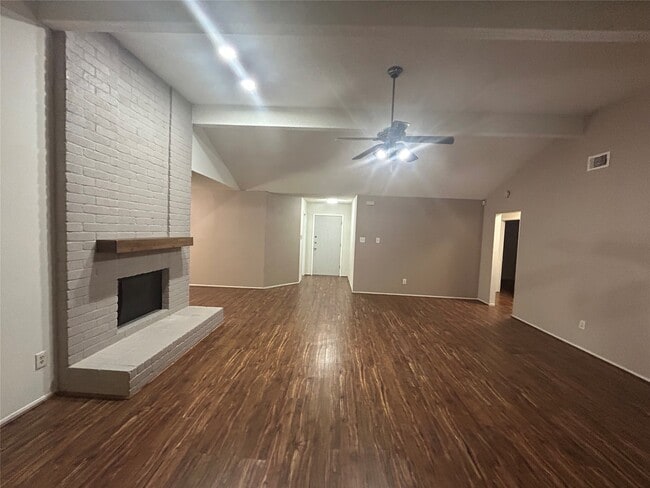Building Photo - 12310 Jaguar Dr