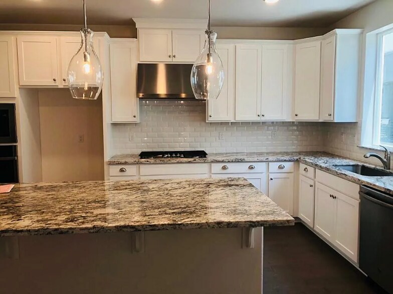 Building Photo - 3467 Vertex Way