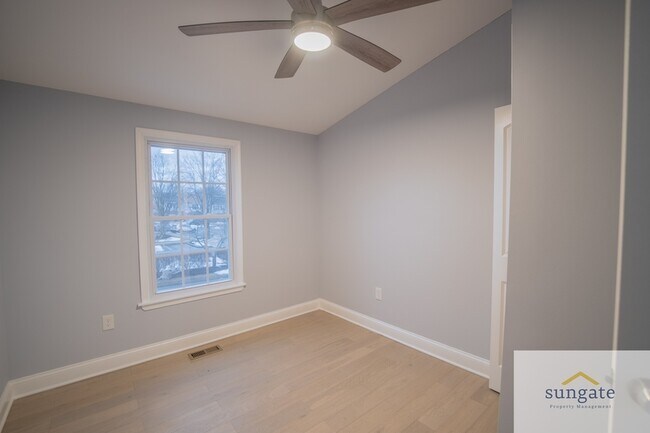 Building Photo - 43 Wellspring Cir