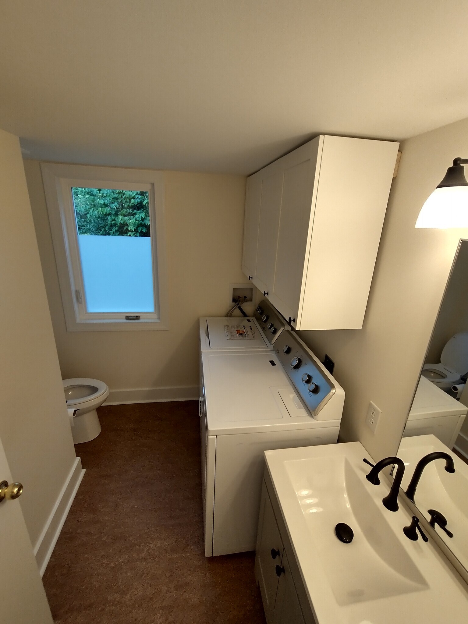 Building Photo - 1385 Overlook Dr