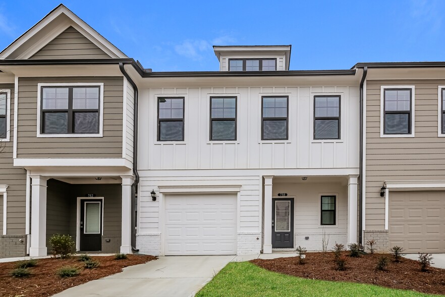 Building Photo - 758 Calvin Pk Dr
