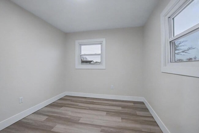 Building Photo - 5713 Mayville Dr