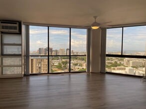 Building Photo - 25th Floor Craigside Unit with Downtown & Ewa Views.