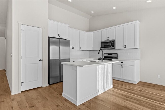 Building Photo - 10201 N Belgrave Lp