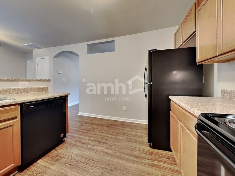 Building Photo - 6227 Thompson Brook Lane