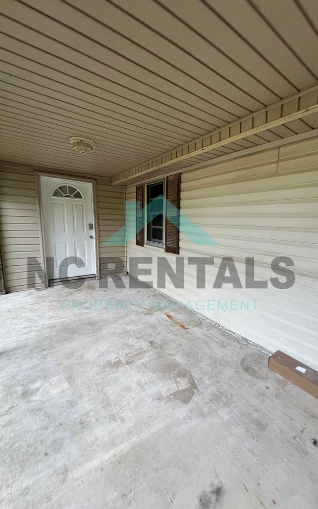 Building Photo - 2214 Noahtown Rd