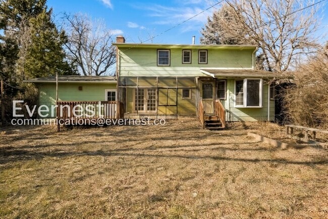 Building Photo - 4 Bed, 2.5 Bath Home with Garage / Available Soon!