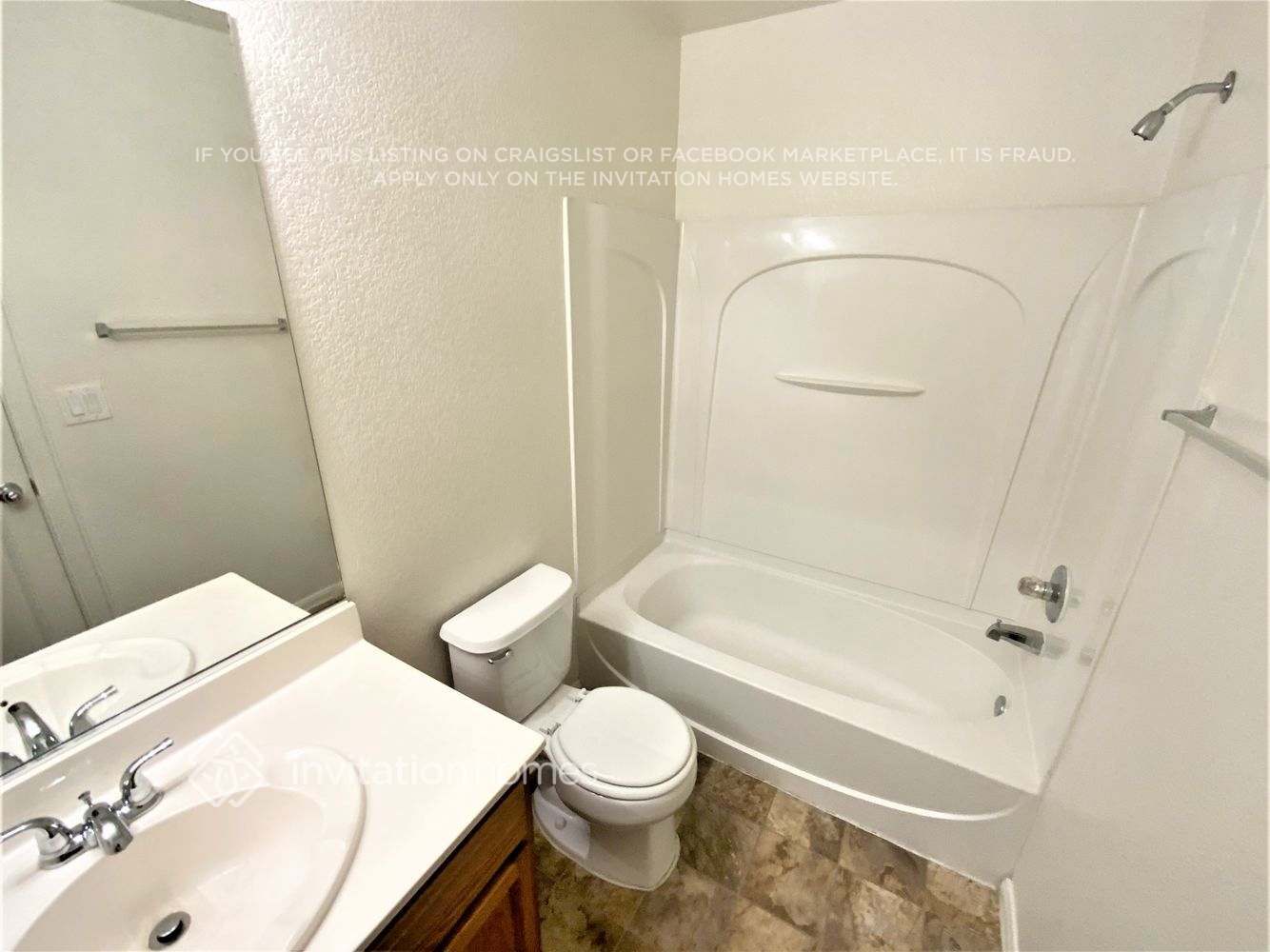 Building Photo - 739 Tree Vista Ct