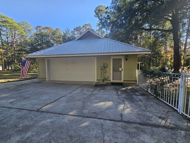 Building Photo - 14 Egret Dr