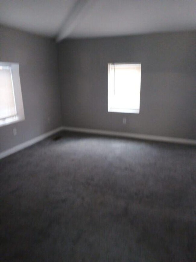 Primary Photo - Beautiful 3 Bedroom, 2.1 Bath Home in Trenton!