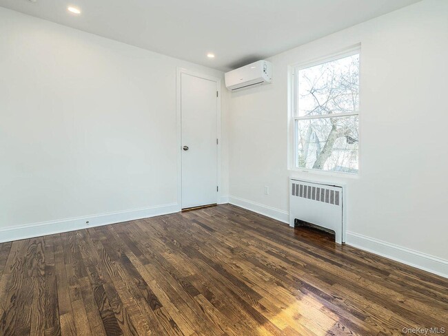 Building Photo - 2 B Jefferson Ct