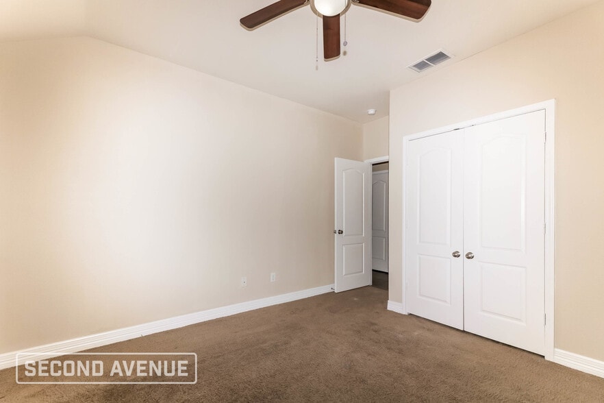 Building Photo - 6638 Cousteau Ln