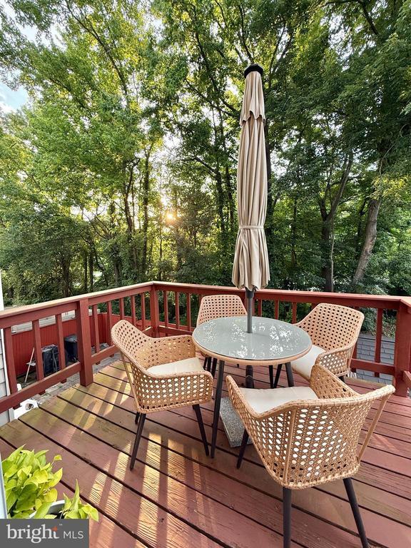 Building Photo - 5500 Woodlawn Manor Ct