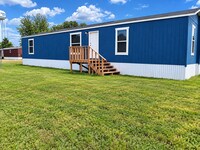 Building Photo - 10 Paige Cv