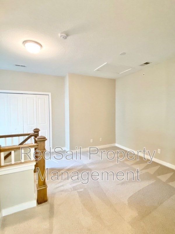 Building Photo - 1008 Celia Ct