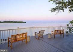 Building Photo - 421 Concord St