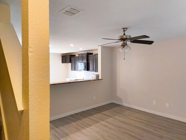 Building Photo - 1540 Chama Dr