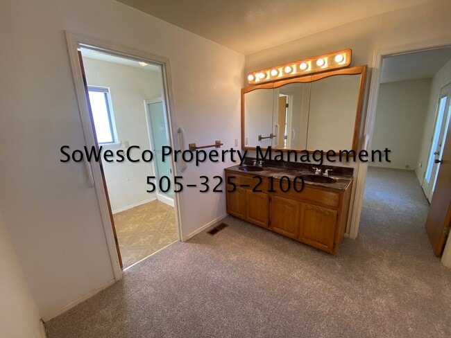 Building Photo - Three Bedroom, 2 Bathroom Residential Rental