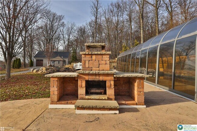 Building Photo - 284 Walker Rd