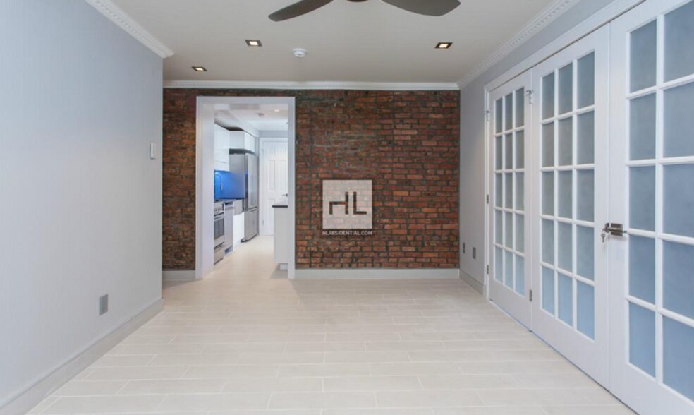 Building Photo - East 11th Street