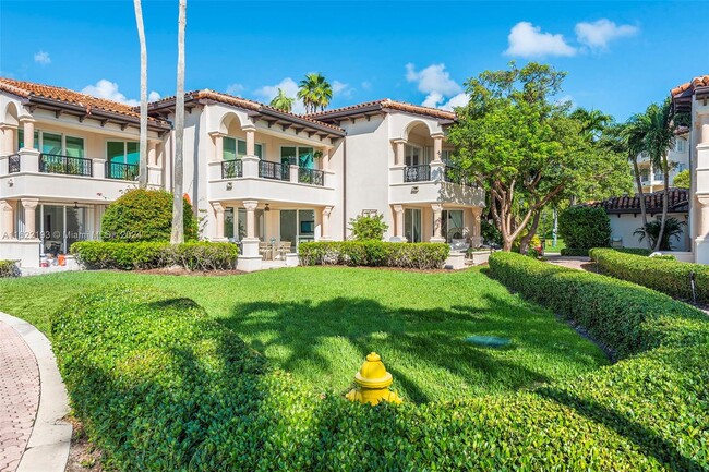 Building Photo - 15512 Fisher Island Dr