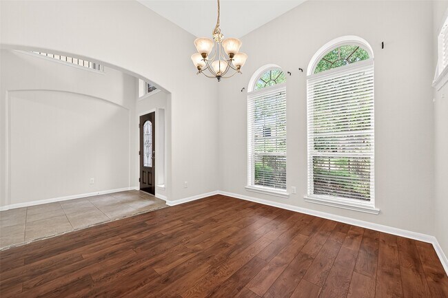Building Photo - 17415 Sandalisle Ln