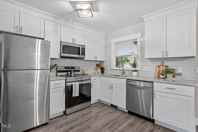 Building Photo - Build Equity While Leasing - Lease and Own...