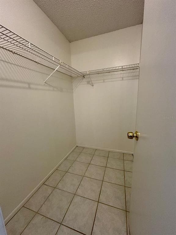 Building Photo - 2211 Fairmont Cir