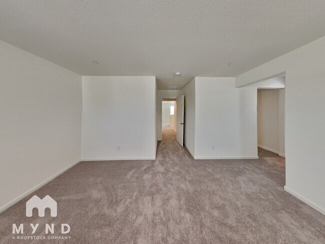 Building Photo - 8207 C Lopez Jr Wy