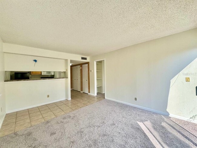 Building Photo - 6324 Newtown Cir