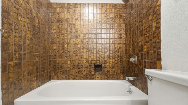 Building Photo - Charming Home with Serene Garden Retreat