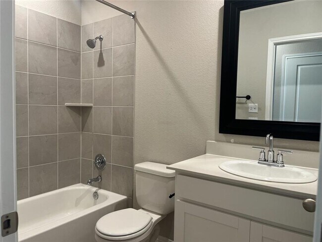Building Photo - Charming 1-story home in South Austin!