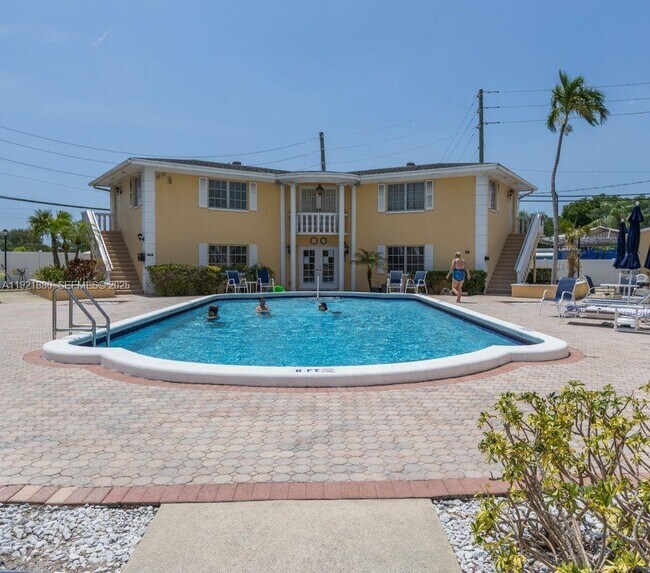 Building Photo - 5840 NE 22nd Way