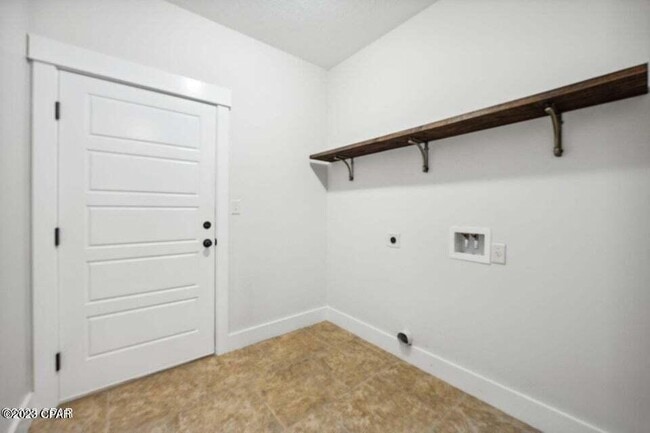 Building Photo - 1414 Graham Ln